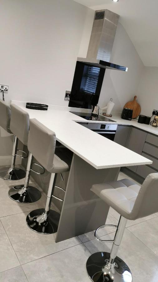 Modern 3-Bed Apartment In Magherafelt Sleeps 8 Exterior photo