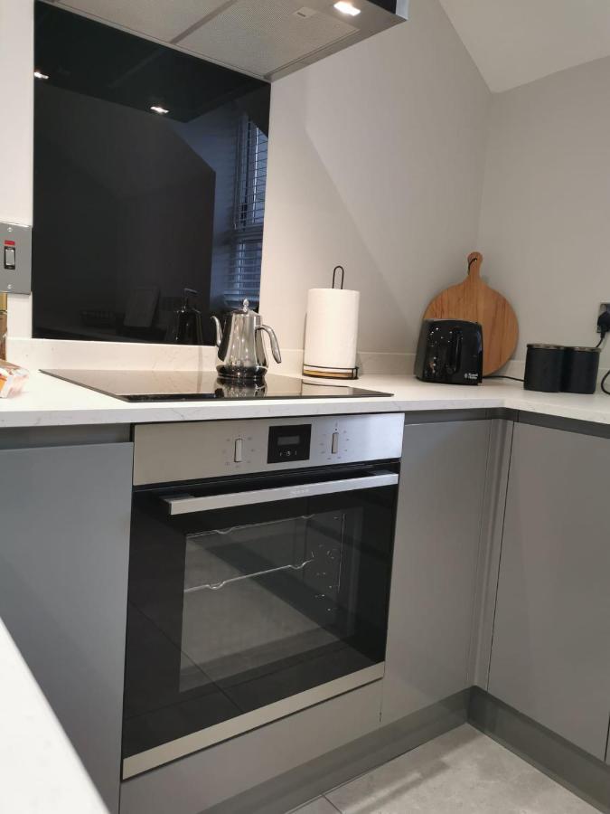 Modern 3-Bed Apartment In Magherafelt Sleeps 8 Exterior photo